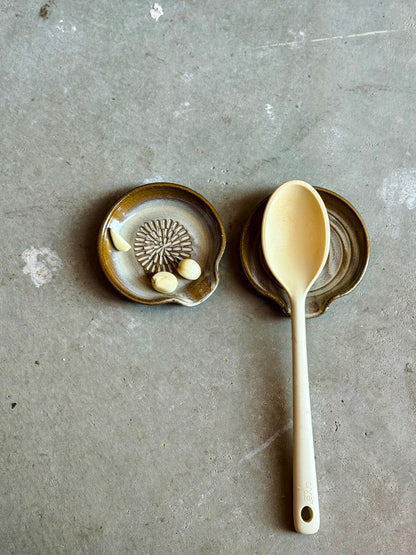 Spoon Rest/Garlic Grater Set