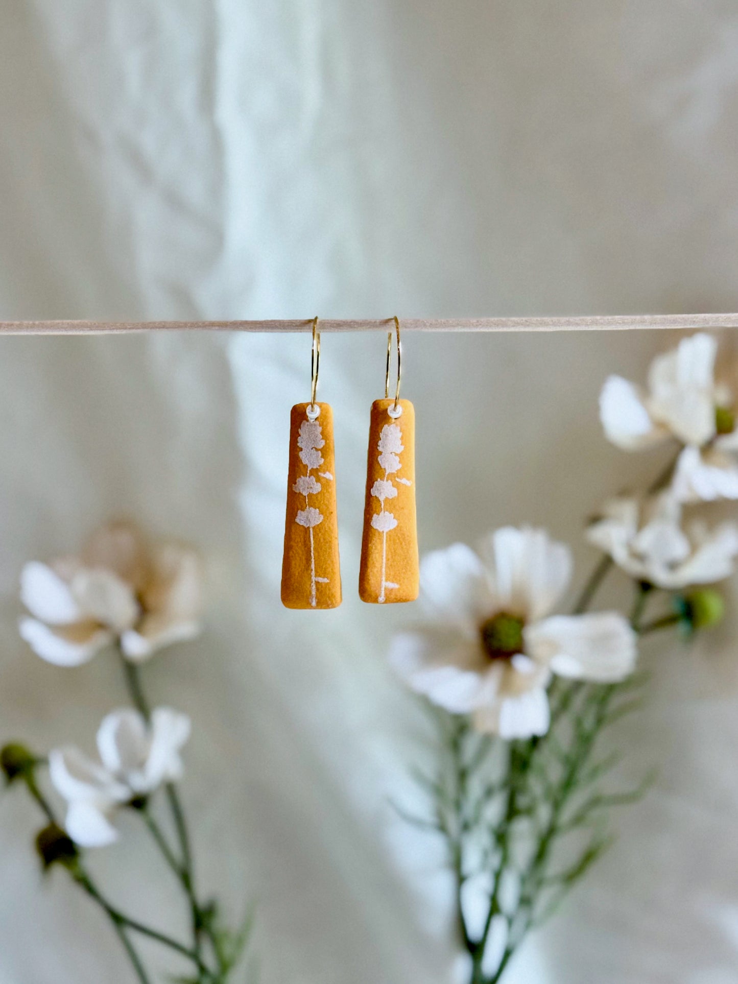 Marigold Earrings (20mm Gold)