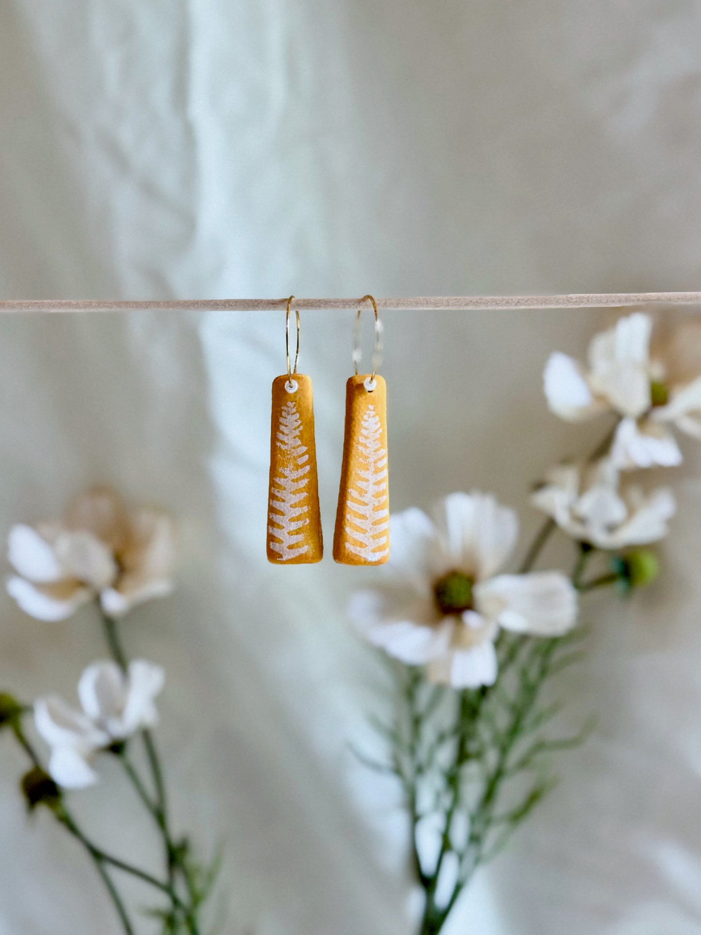 Marigold Earrings (20mm Gold)