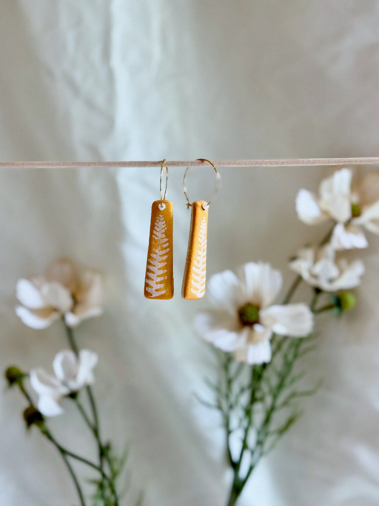 Marigold Earrings (20mm Gold)