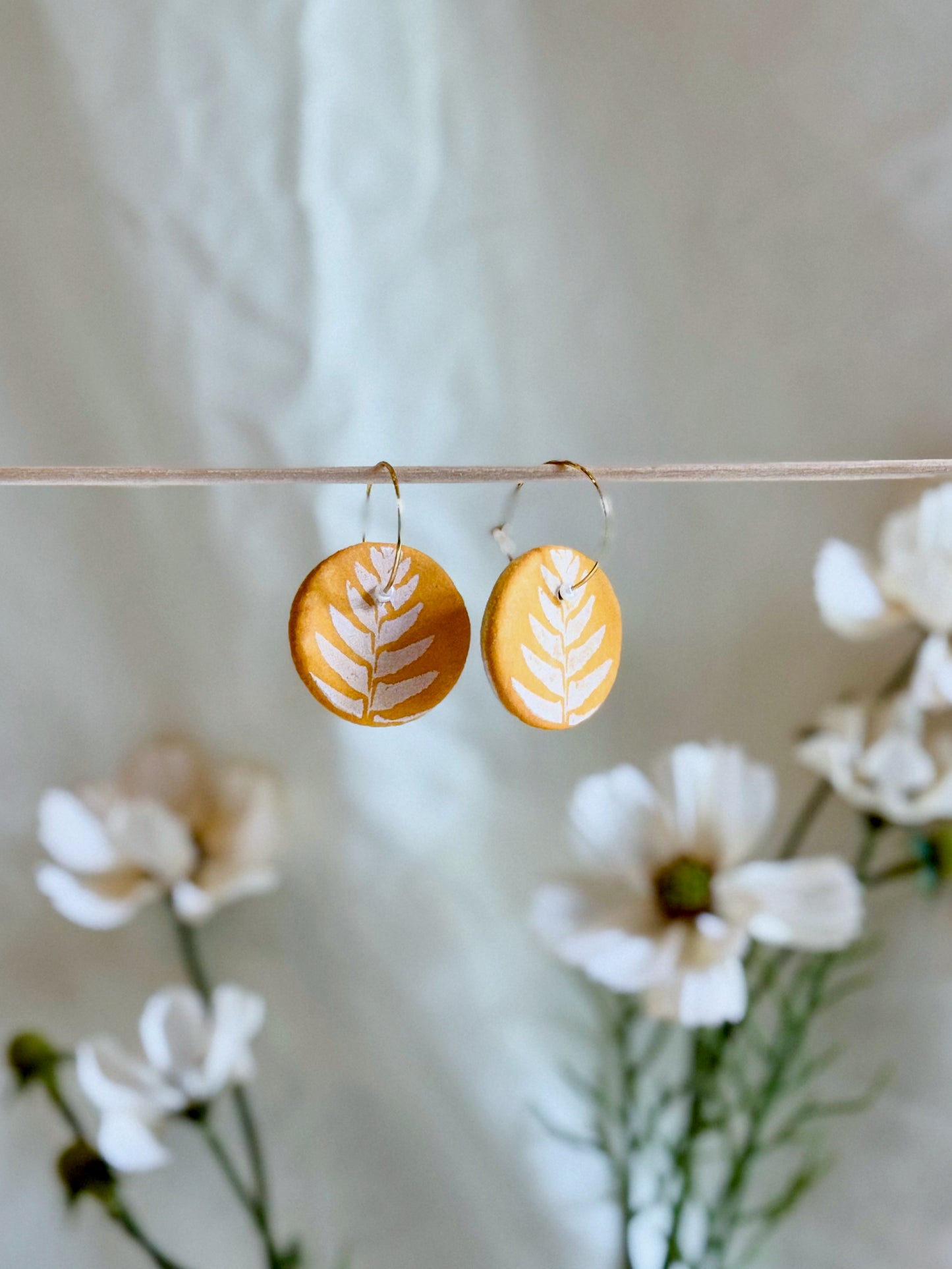 Marigold Earrings (20mm Gold)