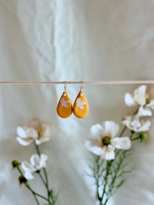 Marigold Earrings (15mm Gold)