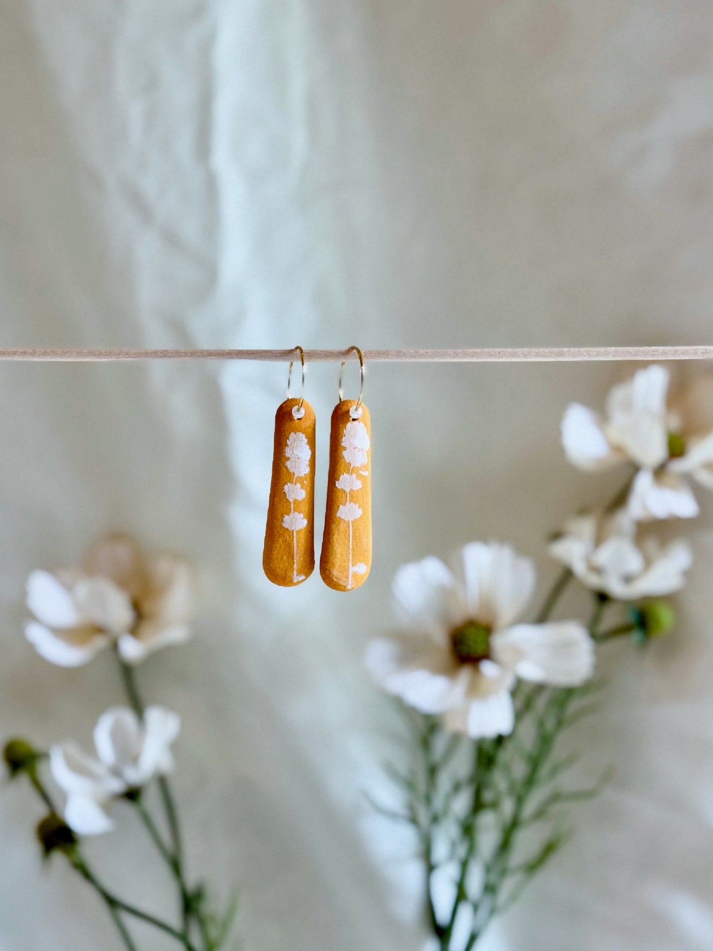 Marigold Earrings (15mm Gold)