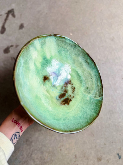 Pedestal Dish