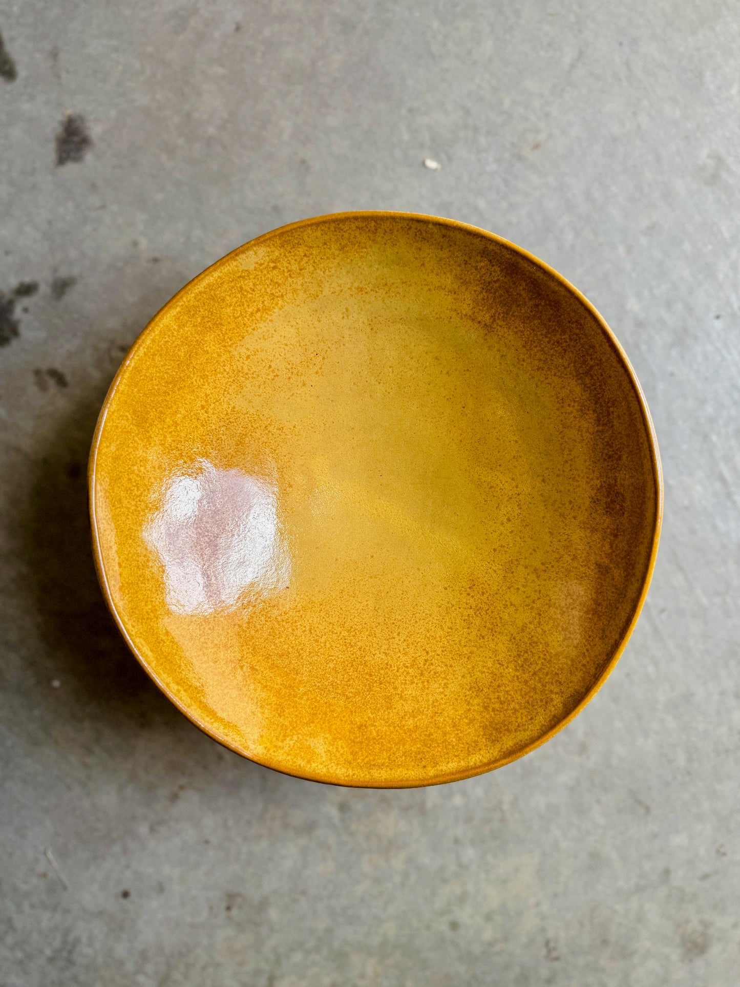Pedestal Dish