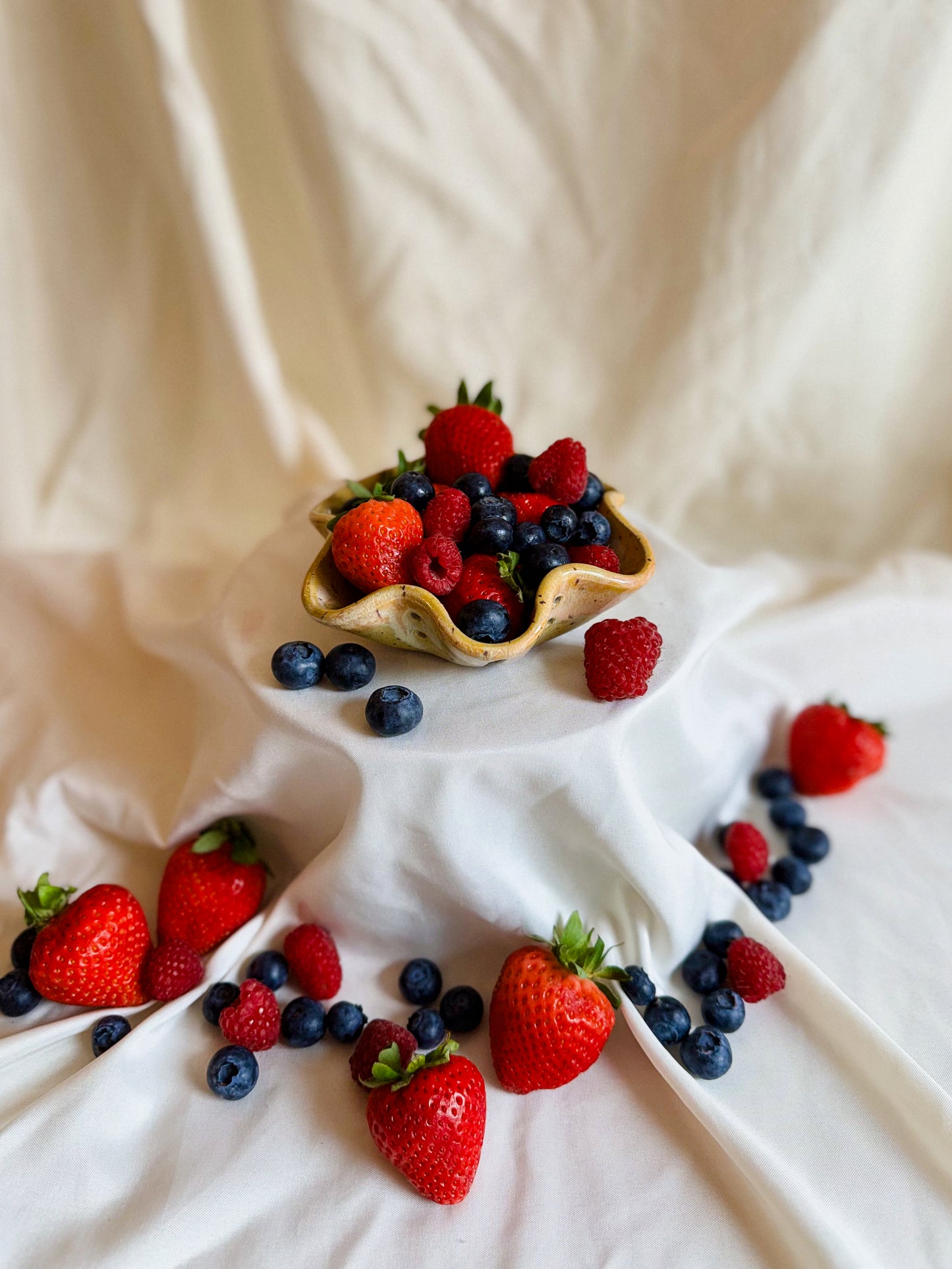 Single Serving Berry Bowl
