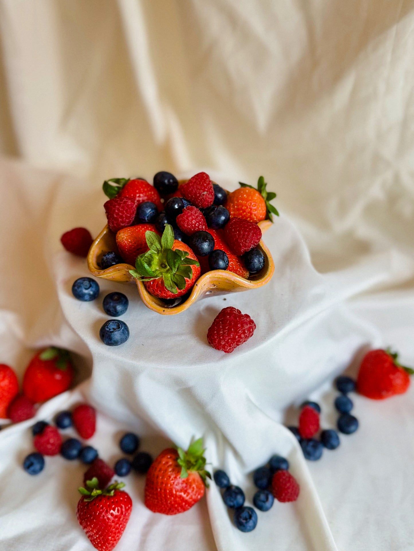Single Serving Berry Bowl