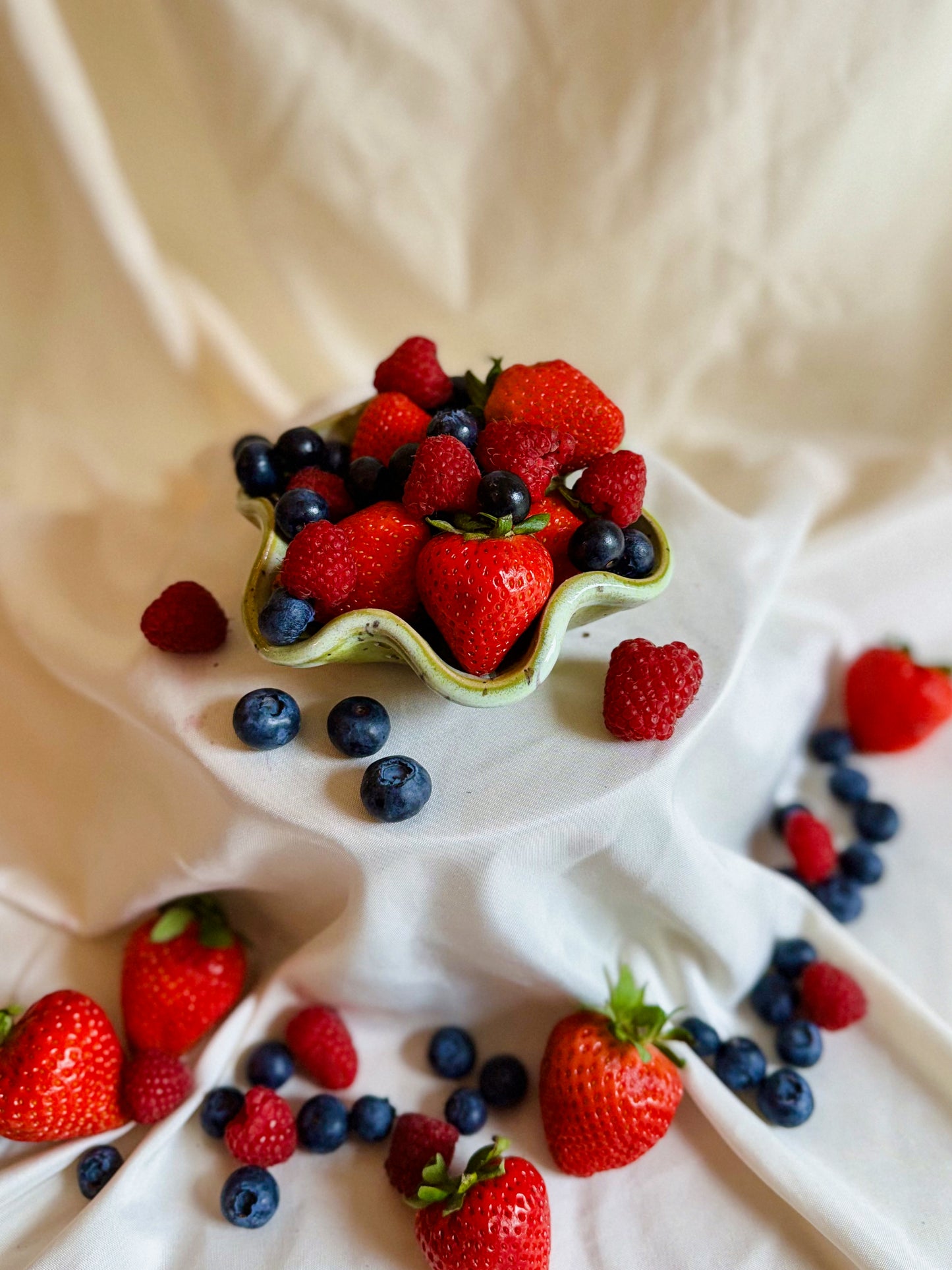 Single Serving Berry Bowl